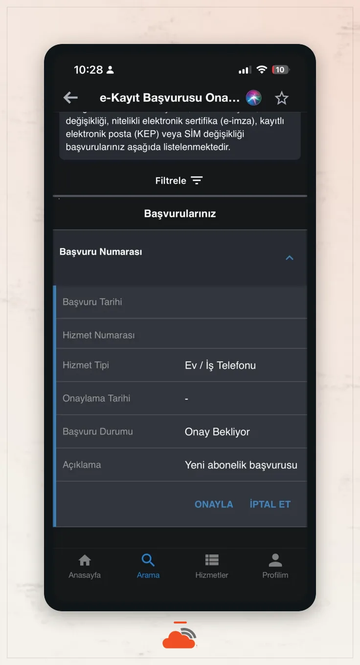 Mobil uygulamada Onay Bekliyor durumundaki başvurunun Onayla düğmesi
